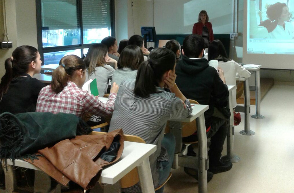 Estudiantes Charla Povisa