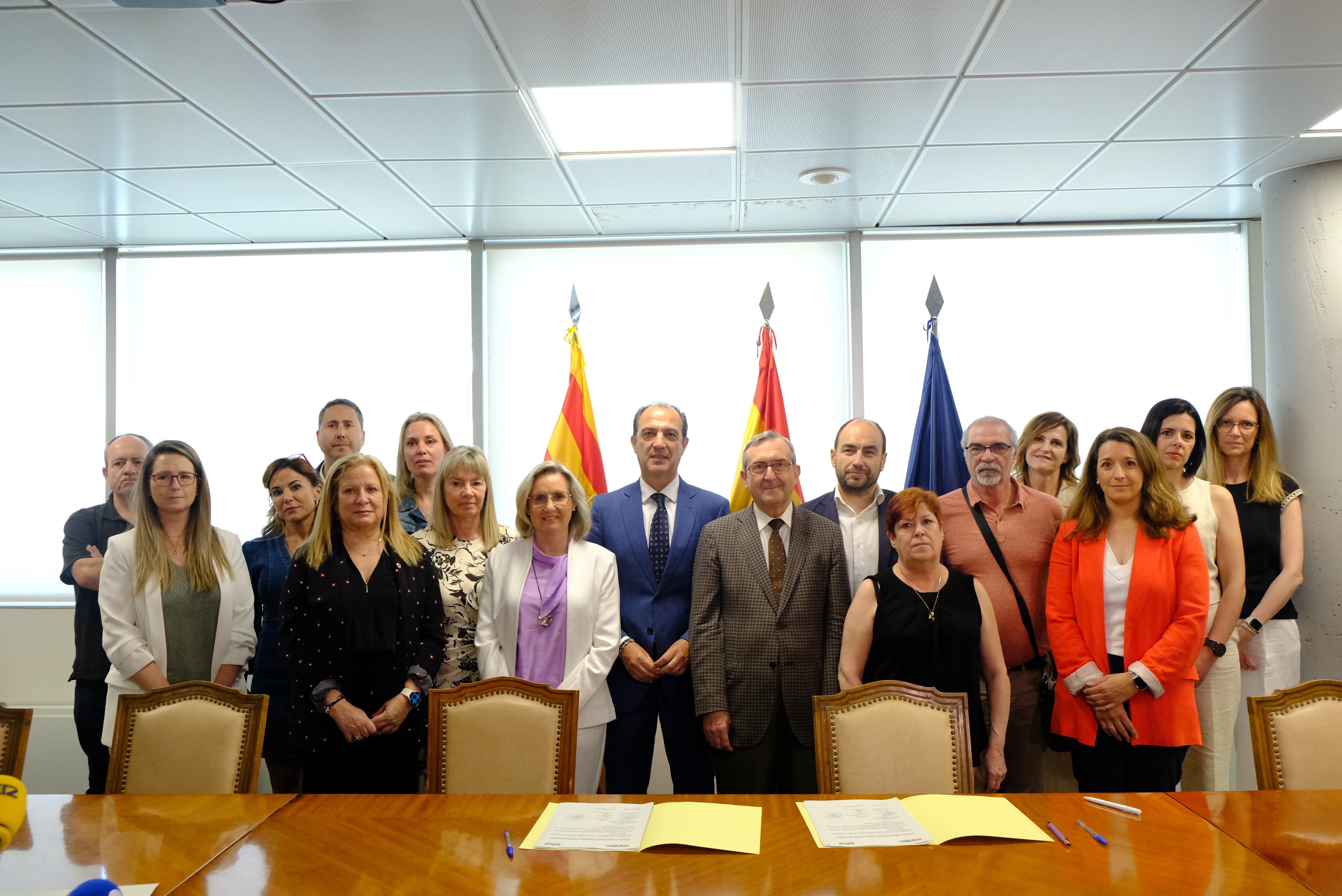 CEMSATSE firma con la DGA un acuerdo que mantiene la atención  continuada en Zaragoza con  personal específico
